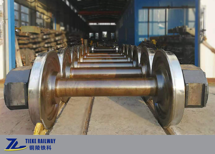 120t Yük Vagonu için Demiryolu G Tipi Tekerlek Seti 840mm Tren Tekerlek Aks Grubu